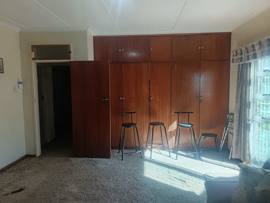 4 Bedroom Property for Sale in Heuwelsig Northern Cape